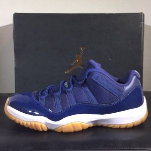 Jordan 11 Retro Low Midnight Navy
